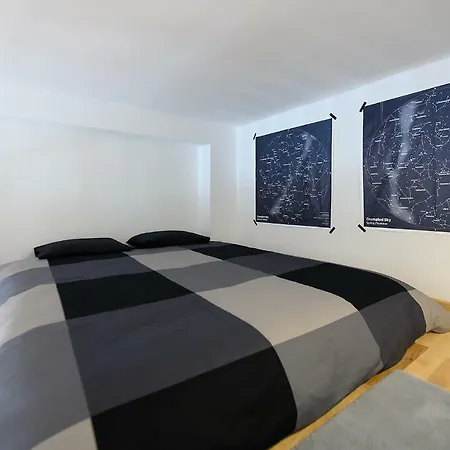 Apartament Z Antresola Apartman *
